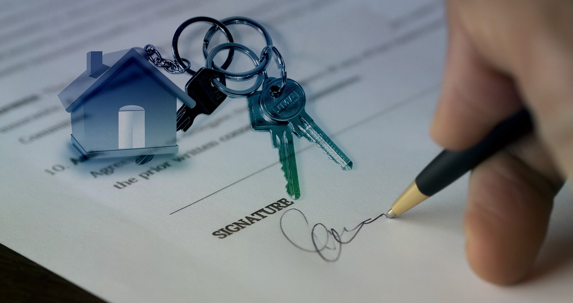 La signature de l'acquisition de son logement nécessite la souscription d'un prêt bancaire