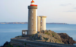 Traversée en bateau dans le Finistère : une croisière à couper le souffle !