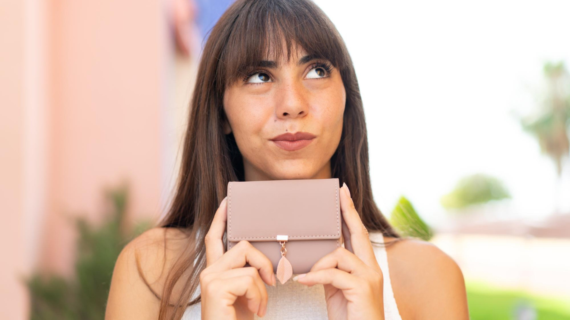 Guide d'achat : comment choisir le porte-monnaie idéal pour femme ?